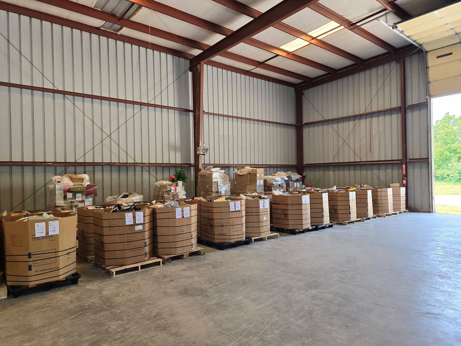 Amazon High Piece Pallets for Resellers - Image 3
