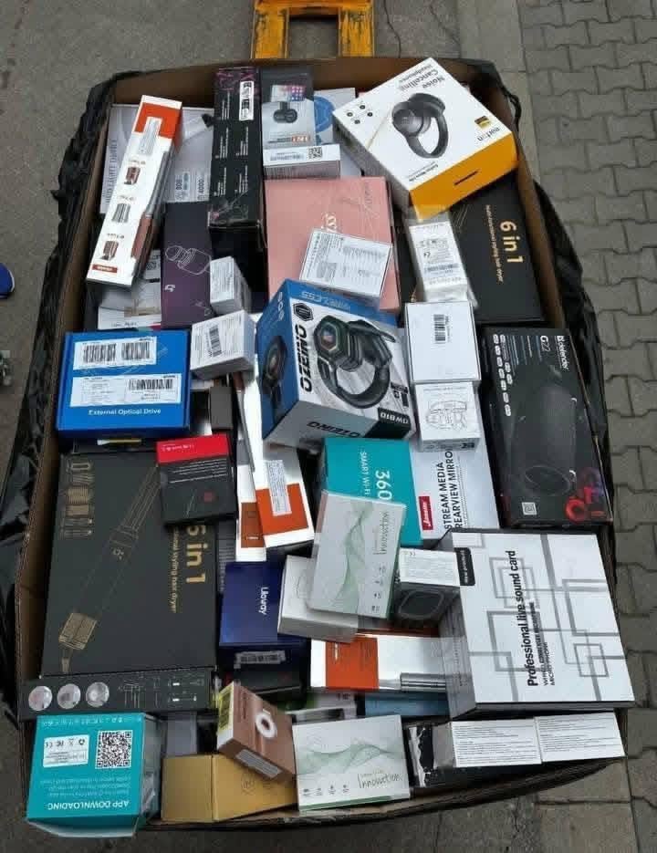 Premium Wholesale Headphone Pallets for Resellers - Image 8