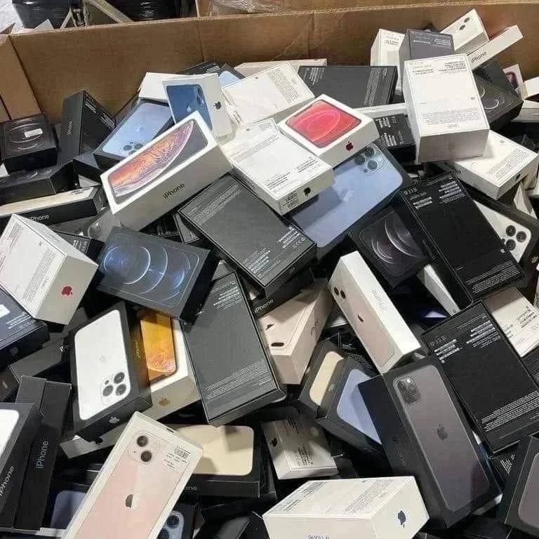 Verified iPhone Liquidation Pallets - Image 5