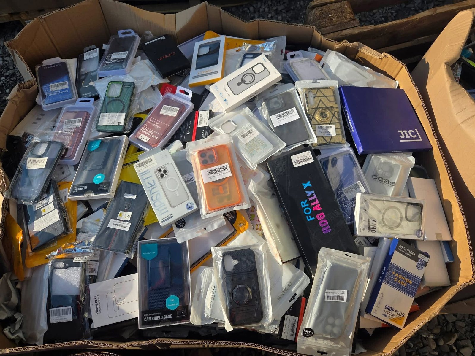 Wholesale Smartphone Accessories Pallets